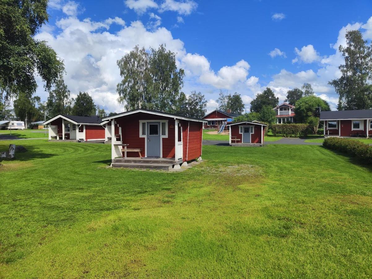 Готель Tastulan Lomakylae Kaustinen Екстер'єр фото