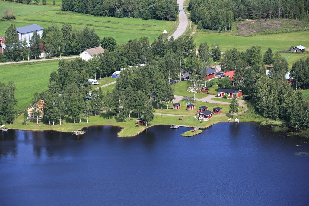 Готель Tastulan Lomakylae Kaustinen Екстер'єр фото